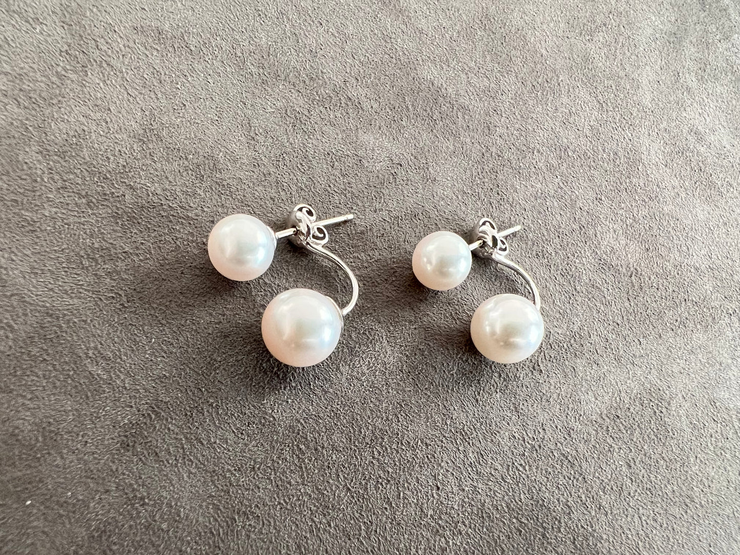 14K Lady S Akoya Curved Pearl earrings